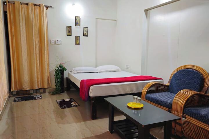 Room 27 of 68
