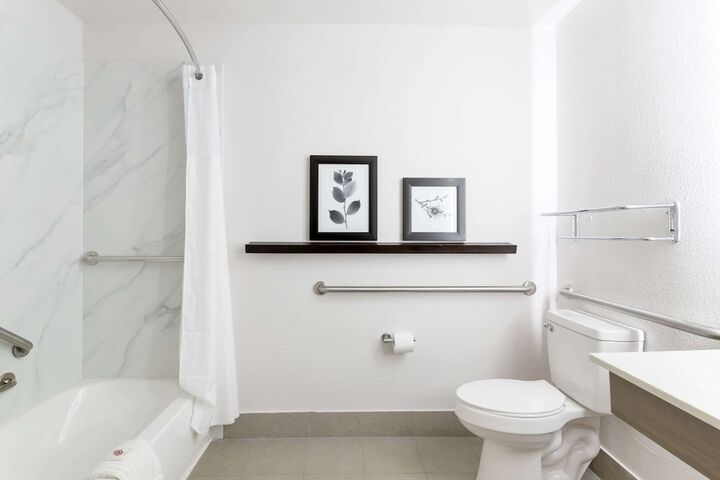 Bath Photo