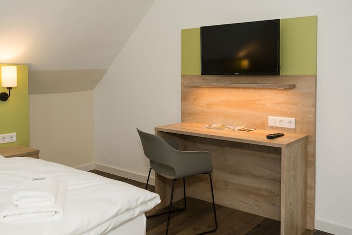 Room 21 of 85