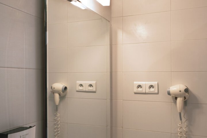Room 10 of 45