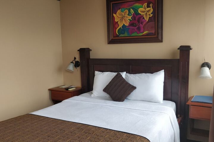 Room 34 of 269