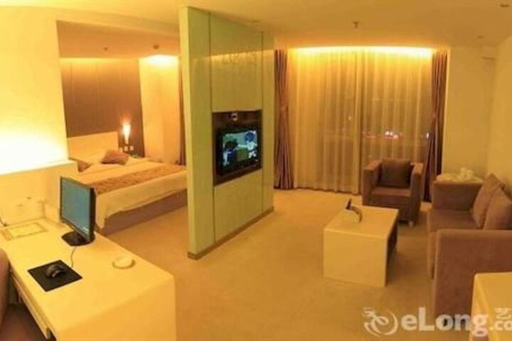 Room 62 of 114