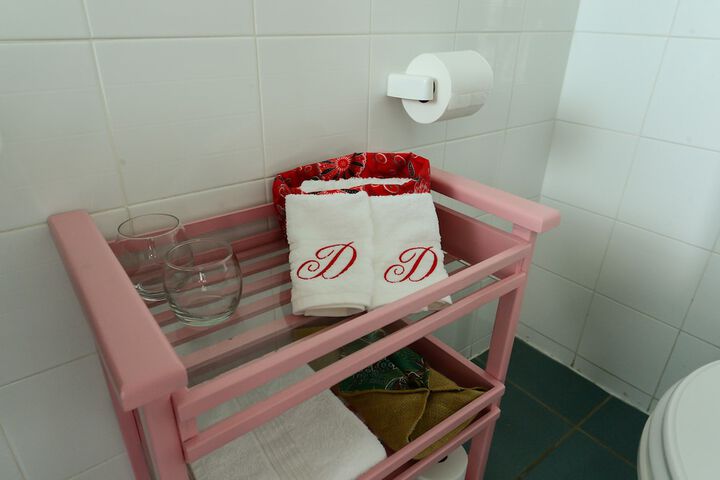 Clean Restrooms