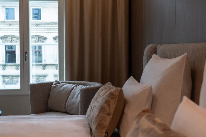 Room 105 of 165