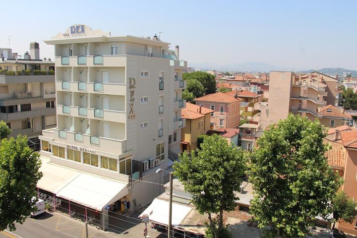 Hotel 73 of 75