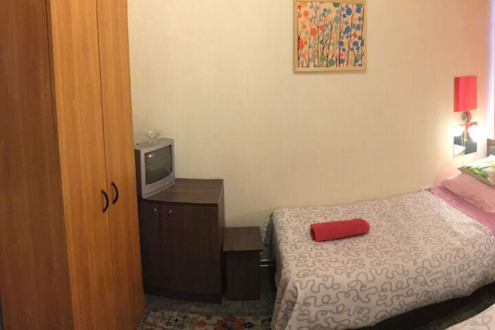 Room 17 of 17