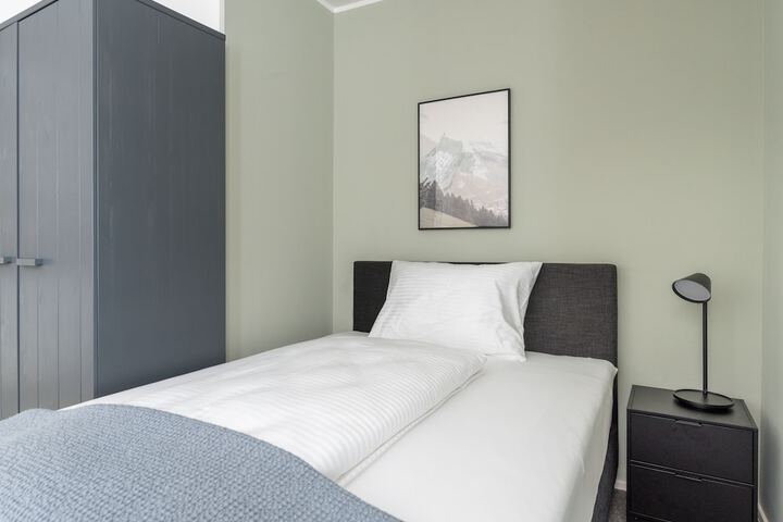 Room 14 of 68