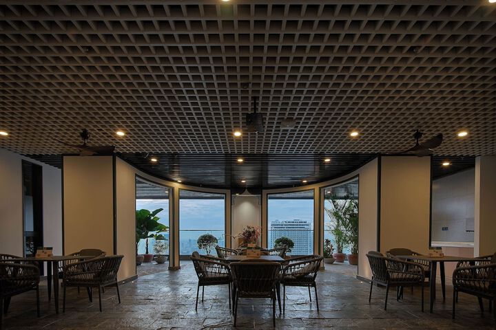 Terrace/Patio 92 of 96