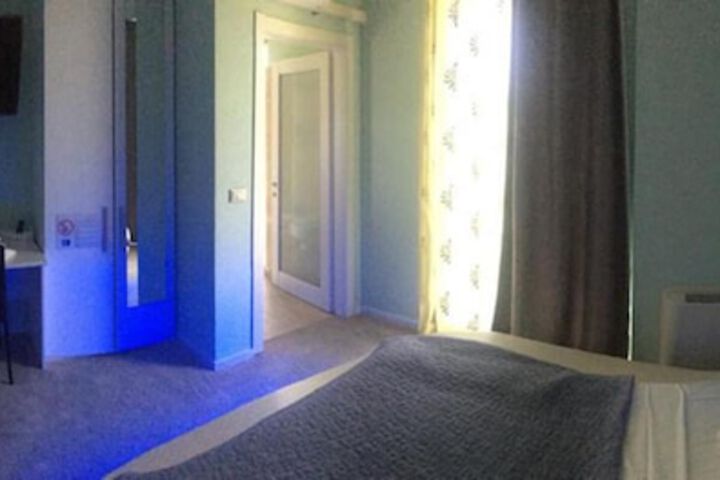 Room 13 of 41
