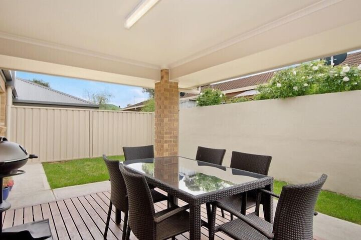 Terrace/Patio 11 of 16