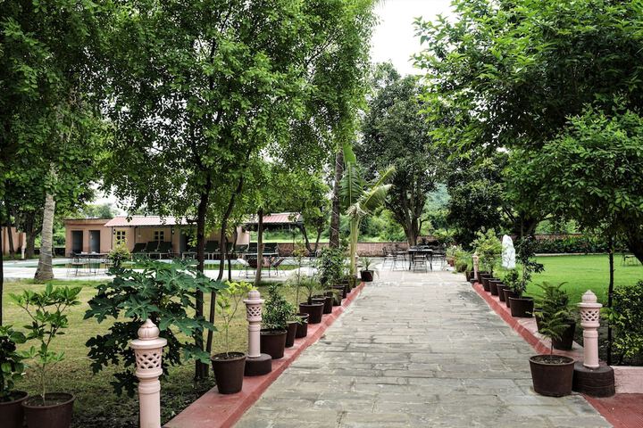 Hotel Exterior 58 of 71