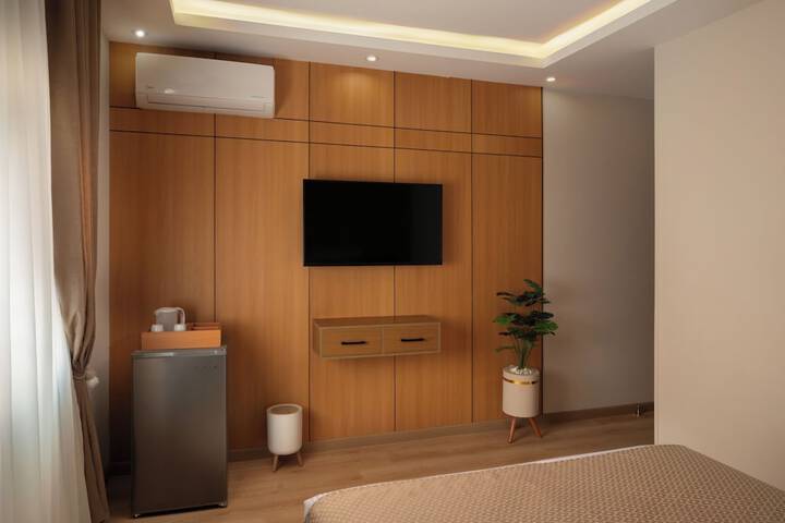 Room 25 of 35