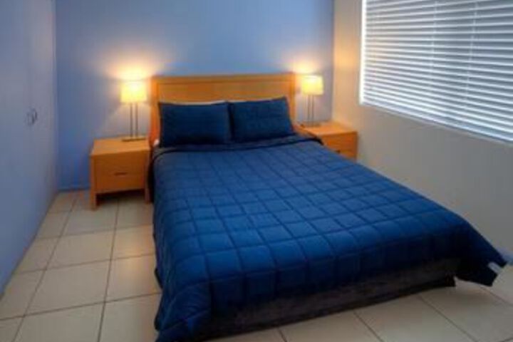Room 8 of 23