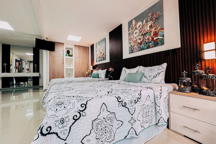 Room 9 of 52