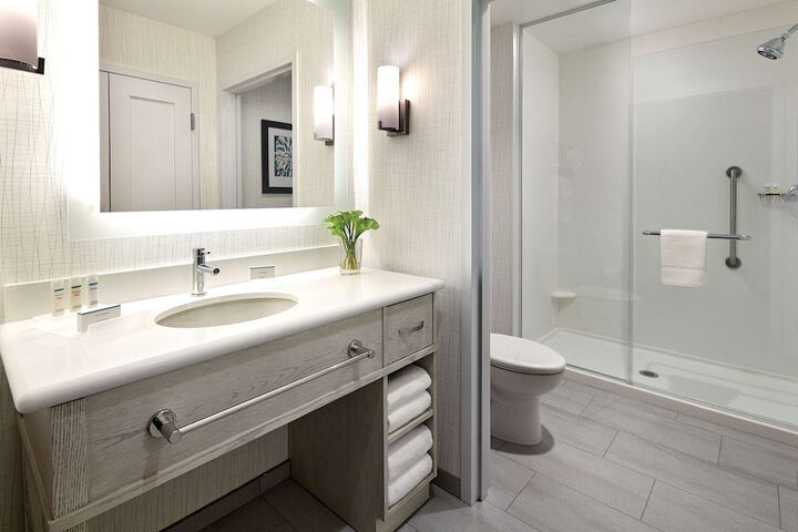 Bathroom shower