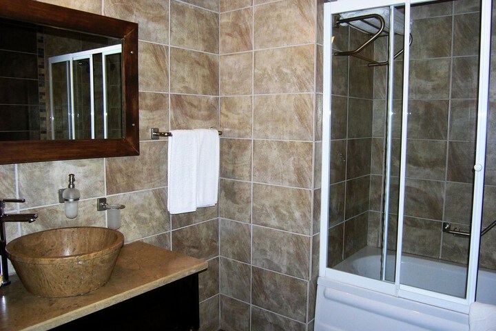 Room 12 of 51
