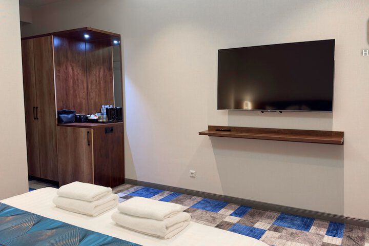 Room 20 of 32