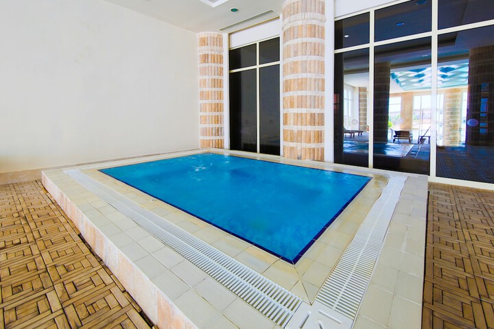 Pool 62 of 201