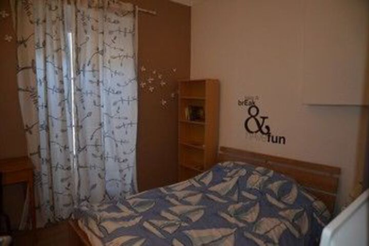 Room 8 of 20