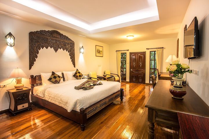 Room 10 of 73