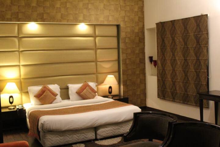 Room 8 of 26