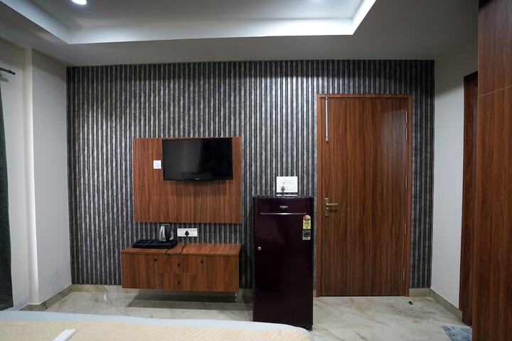 Room 39 of 77
