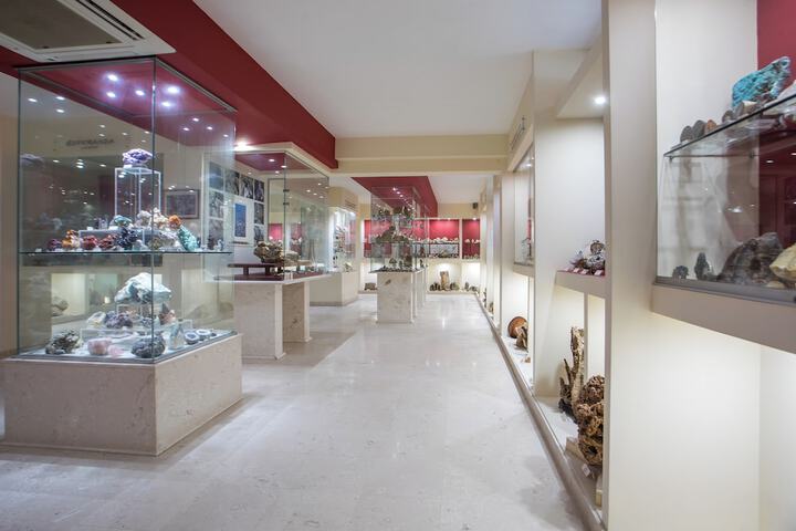 Gift Shop 63 of 151