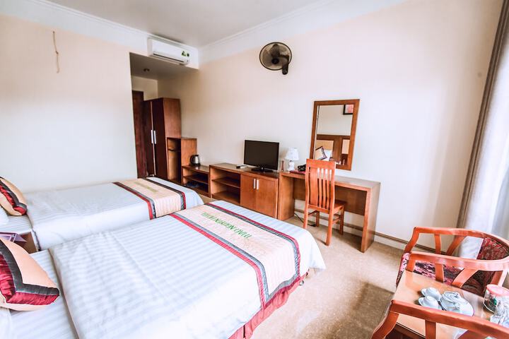 Room 8 of 24