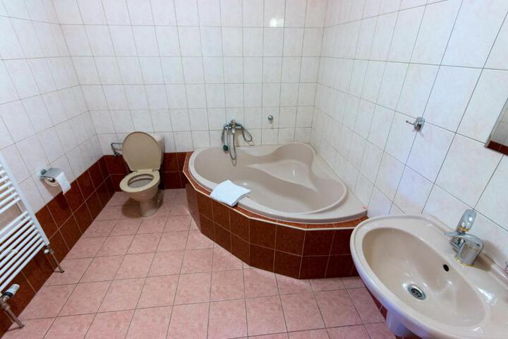 Bath Amenities