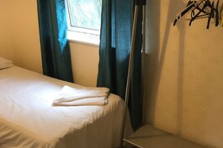 Room 8 of 24
