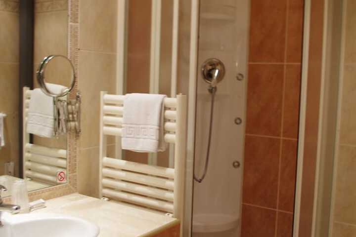 Bath Photo
