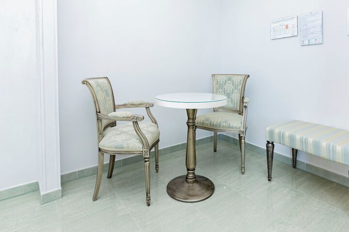 Room 21 of 48