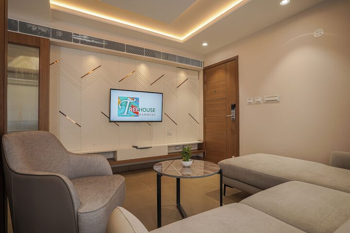 Room 19 of 34