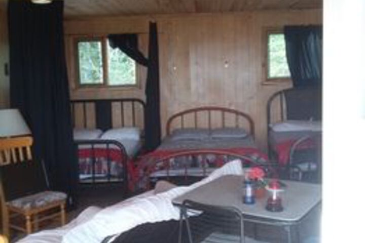 Room 12 of 18