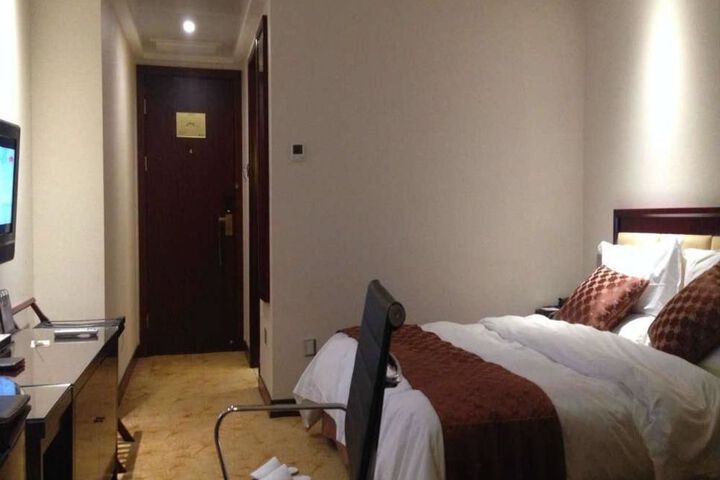 Room 11 of 56