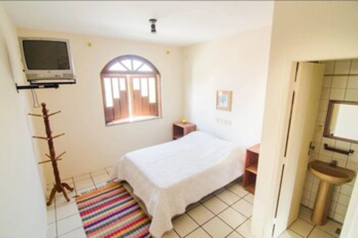 Room 16 of 20
