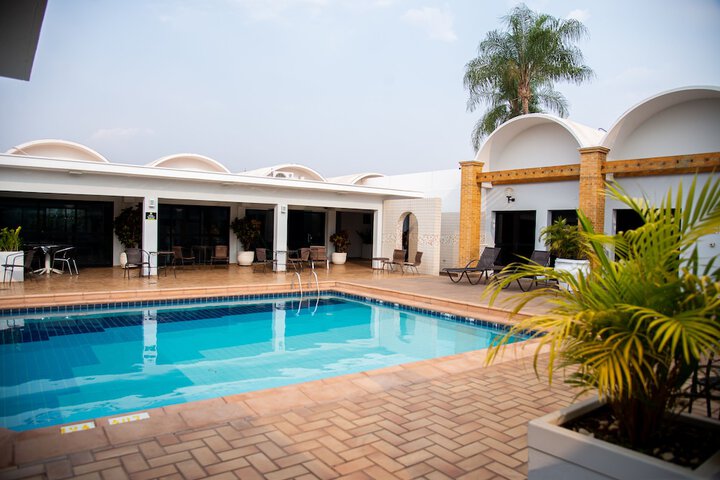 Pool 96 of 213