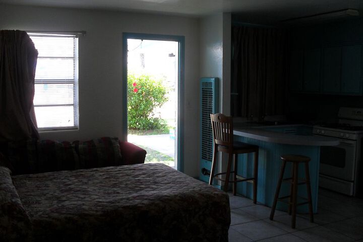 Room 16 of 62