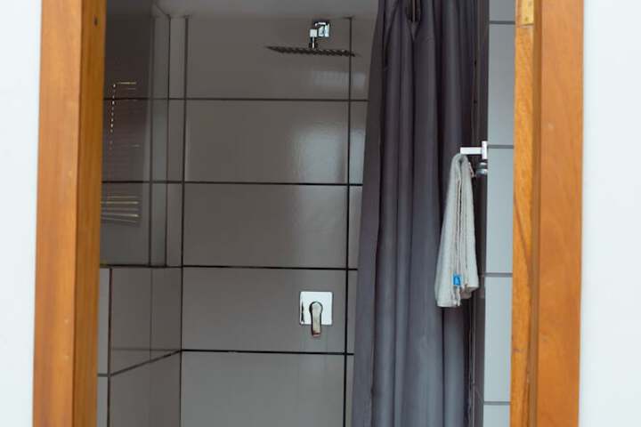 Room 14 of 27