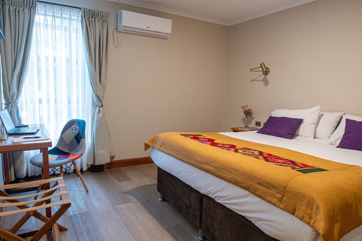 Room 7 of 32