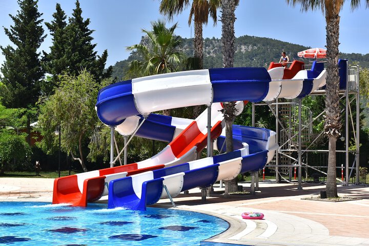 Pool 14 of 50