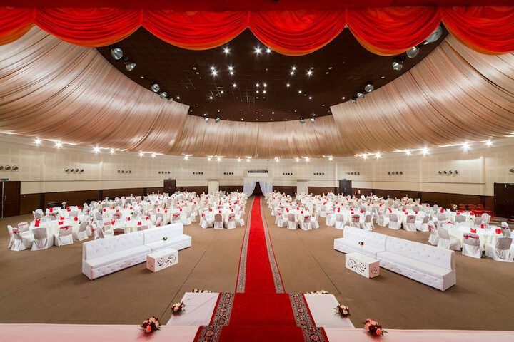 Ballroom/Hall 47 of 55