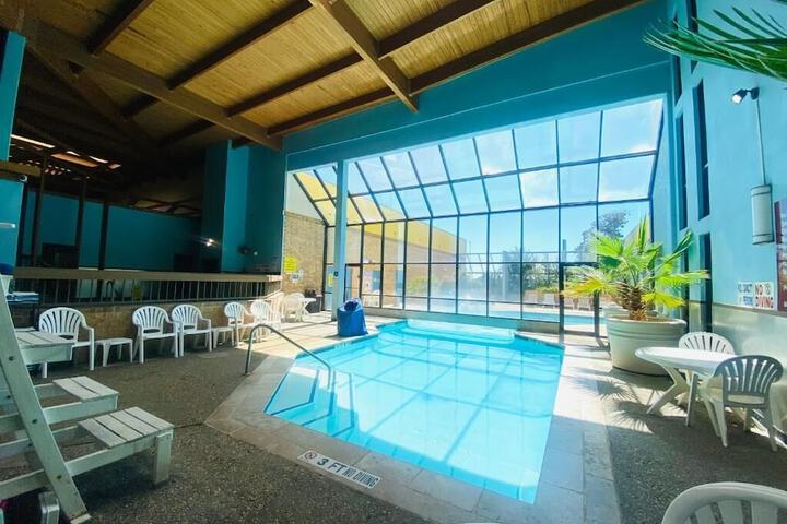 Pools & Facilities