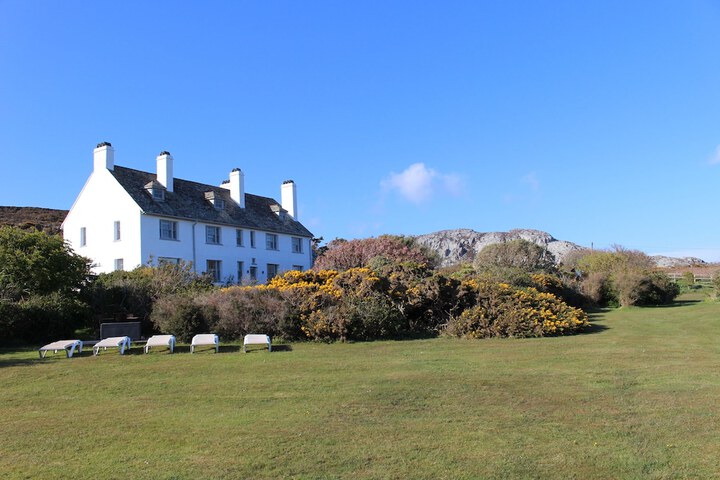 Tan Y Cytiau in Holyhead