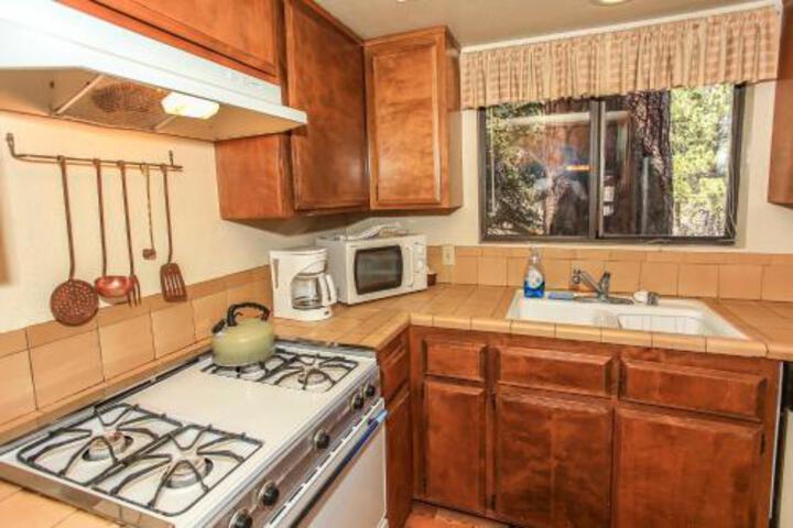 Ski in Ski Out 2 Condo in Big Bear Lake, CA