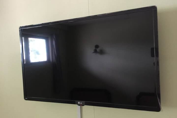 Room 5 of 17