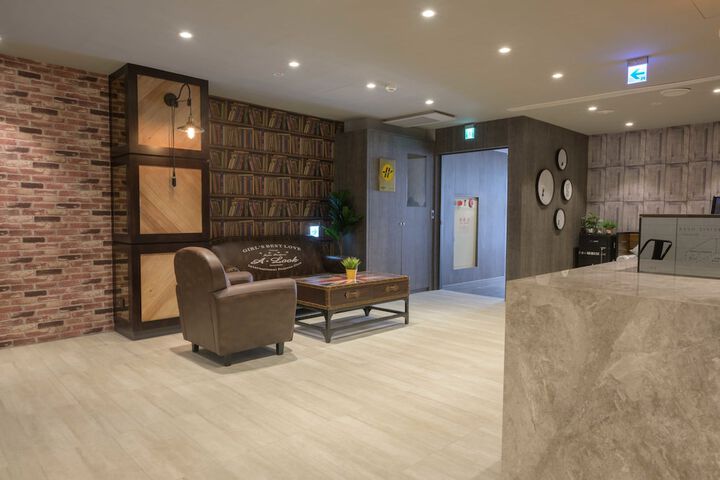 Hotel Interior 10 of 119