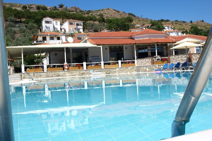 Hotel with Pool