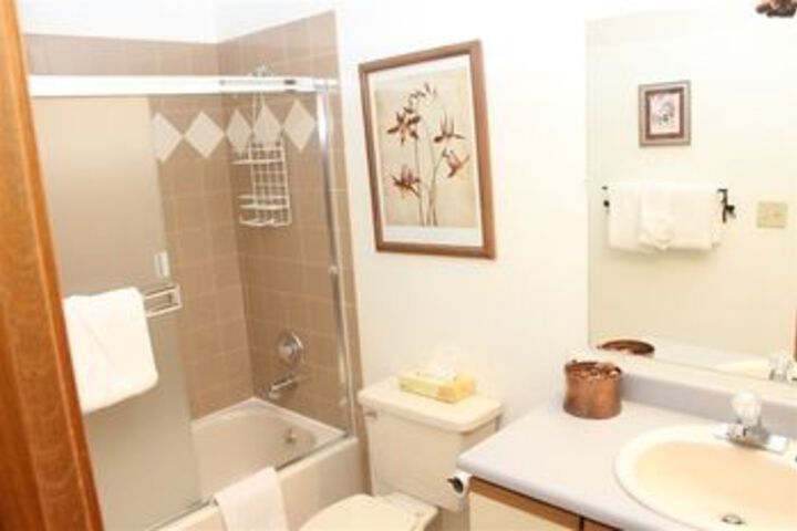 Room 10 of 39