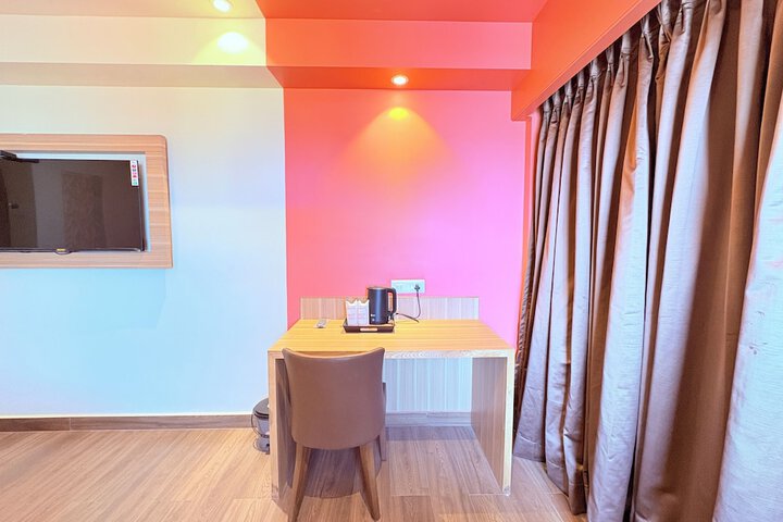 Room 30 of 73